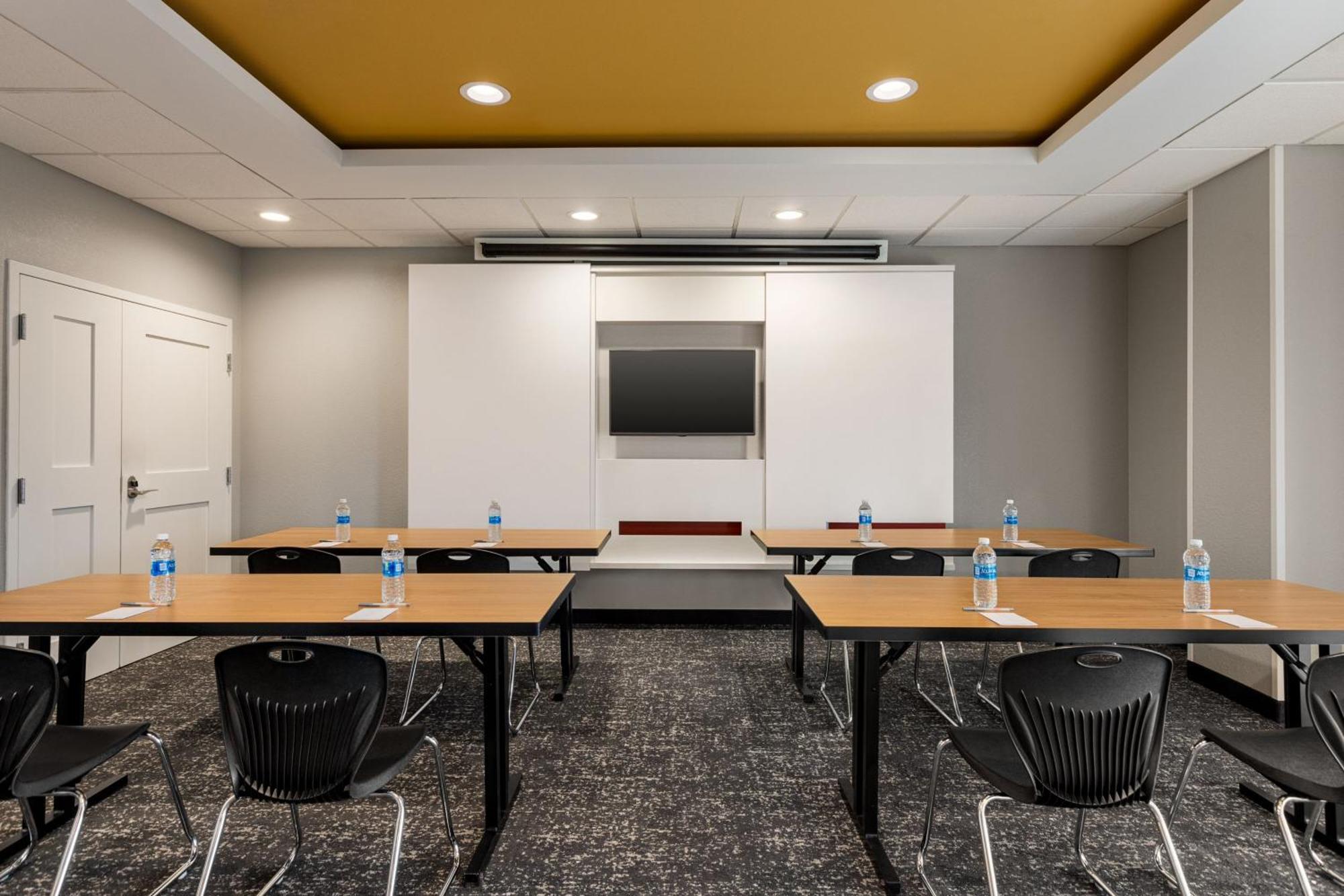 Towneplace Suites By Marriott Harrisburg West/Mechanicsburg Εξωτερικό φωτογραφία