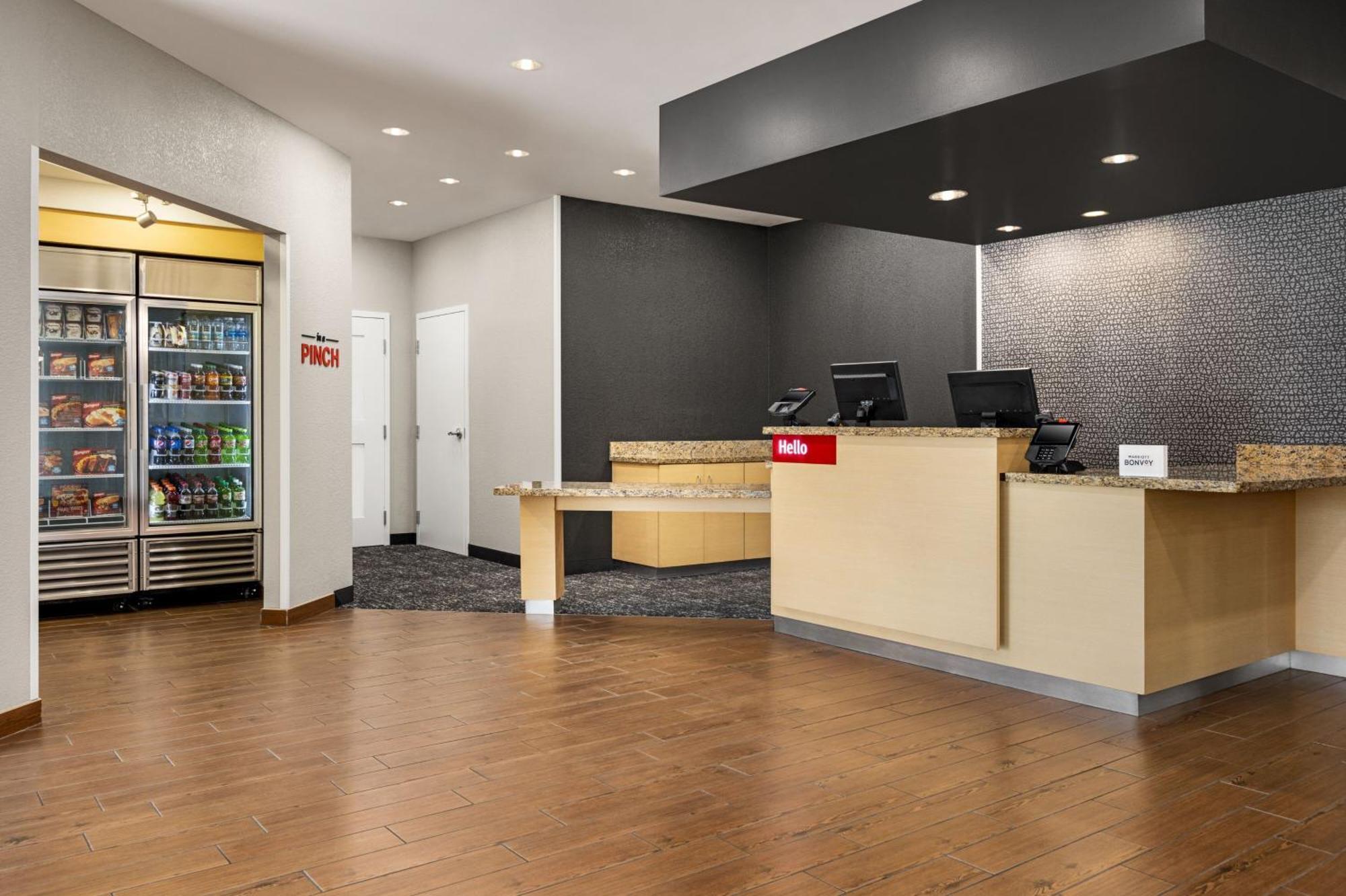 Towneplace Suites By Marriott Harrisburg West/Mechanicsburg Εξωτερικό φωτογραφία