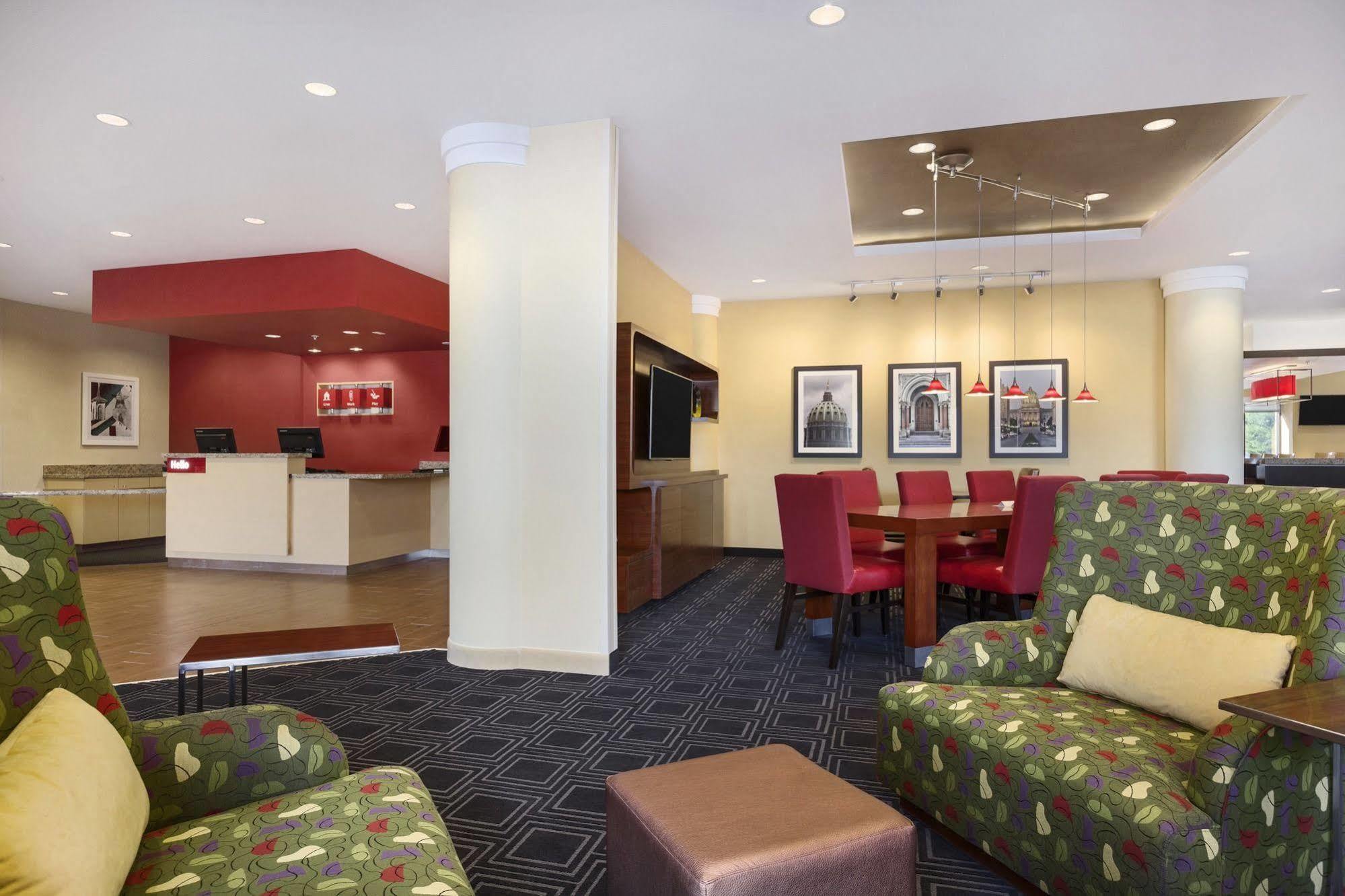 Towneplace Suites By Marriott Harrisburg West/Mechanicsburg Εξωτερικό φωτογραφία